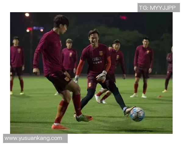 中国男足迎战洪都拉斯友谊赛期待展现实力与团队合作精神